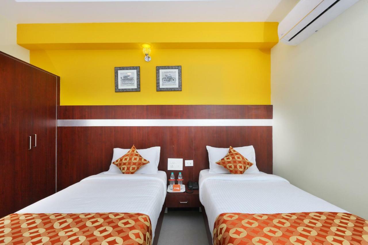 Hotel Ramcharan Residency, Tirupati Kültér fotó